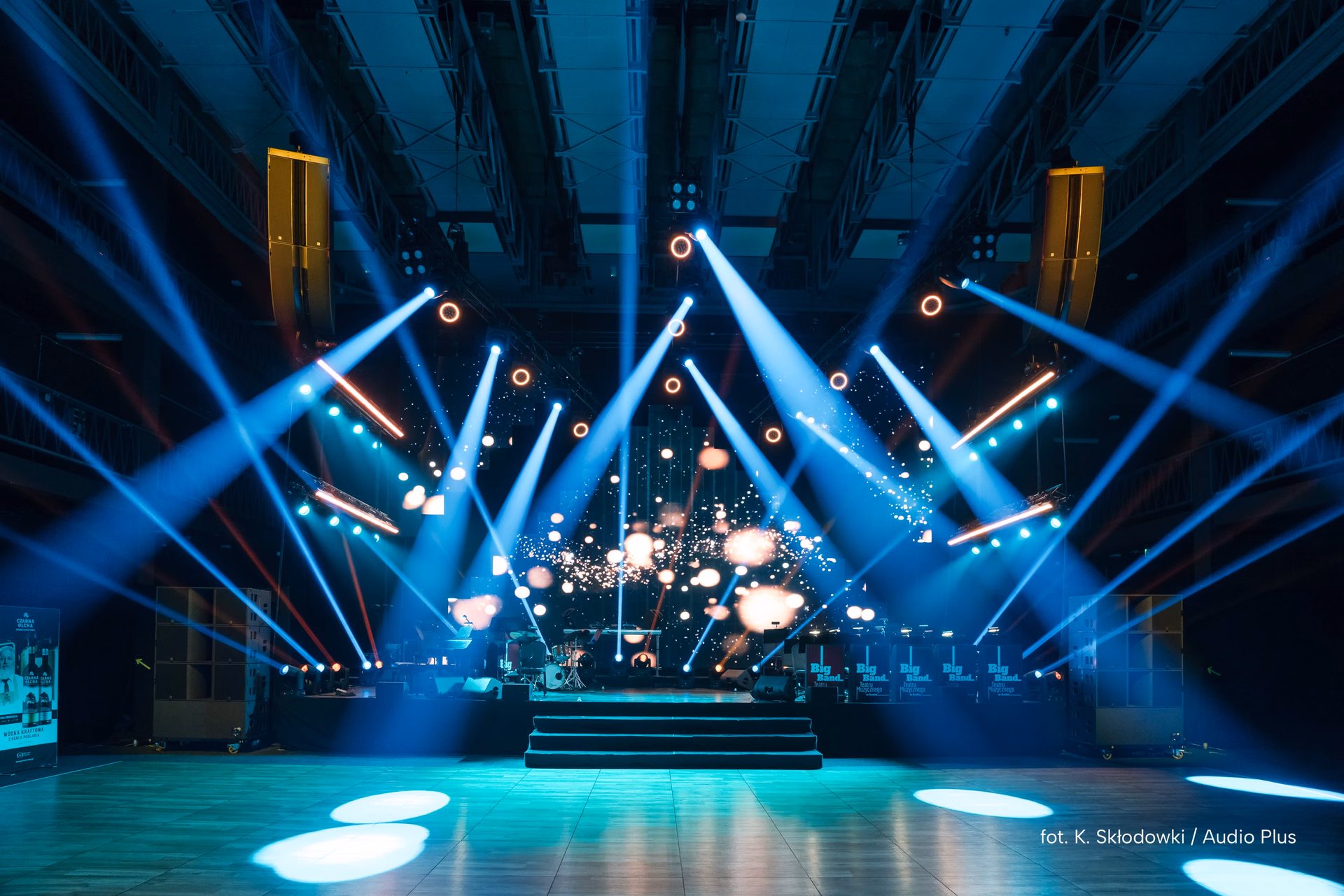 Gala Polecani w Eventach, Effect MICE Festival 2026 (każde ujęcie inaczej: scena, widownia, oświetlenie, telebim)